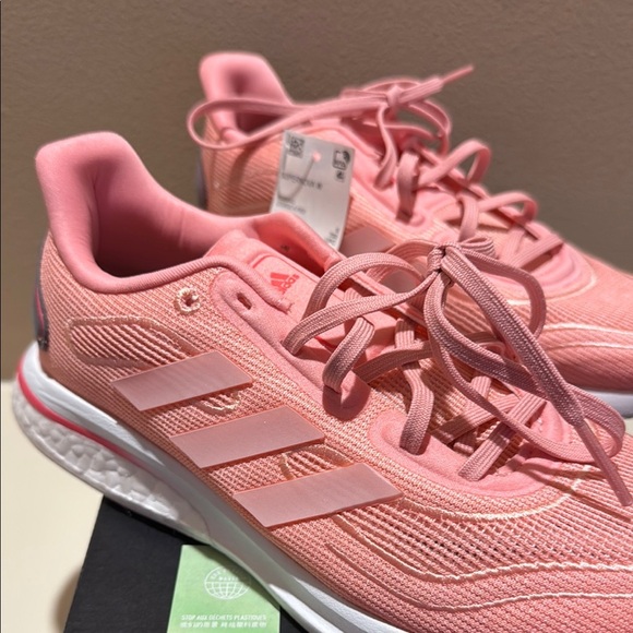 Adidas Supernova Women’s Size 7.5 Running Shoes Salmon Pink FV6021 - Picture 5 of 14